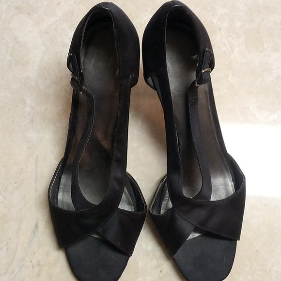 Black Satin Heels - Size 6.5M - Picture 2 of 7